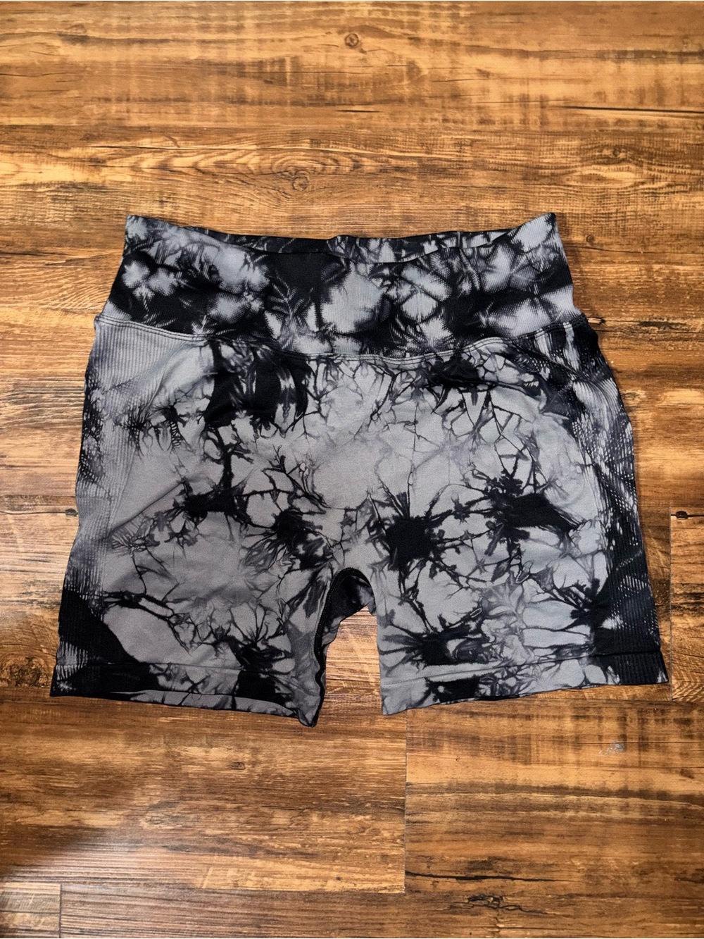 Women's Athletic Tie-Dye Gray & Black High-Rise Shorts
